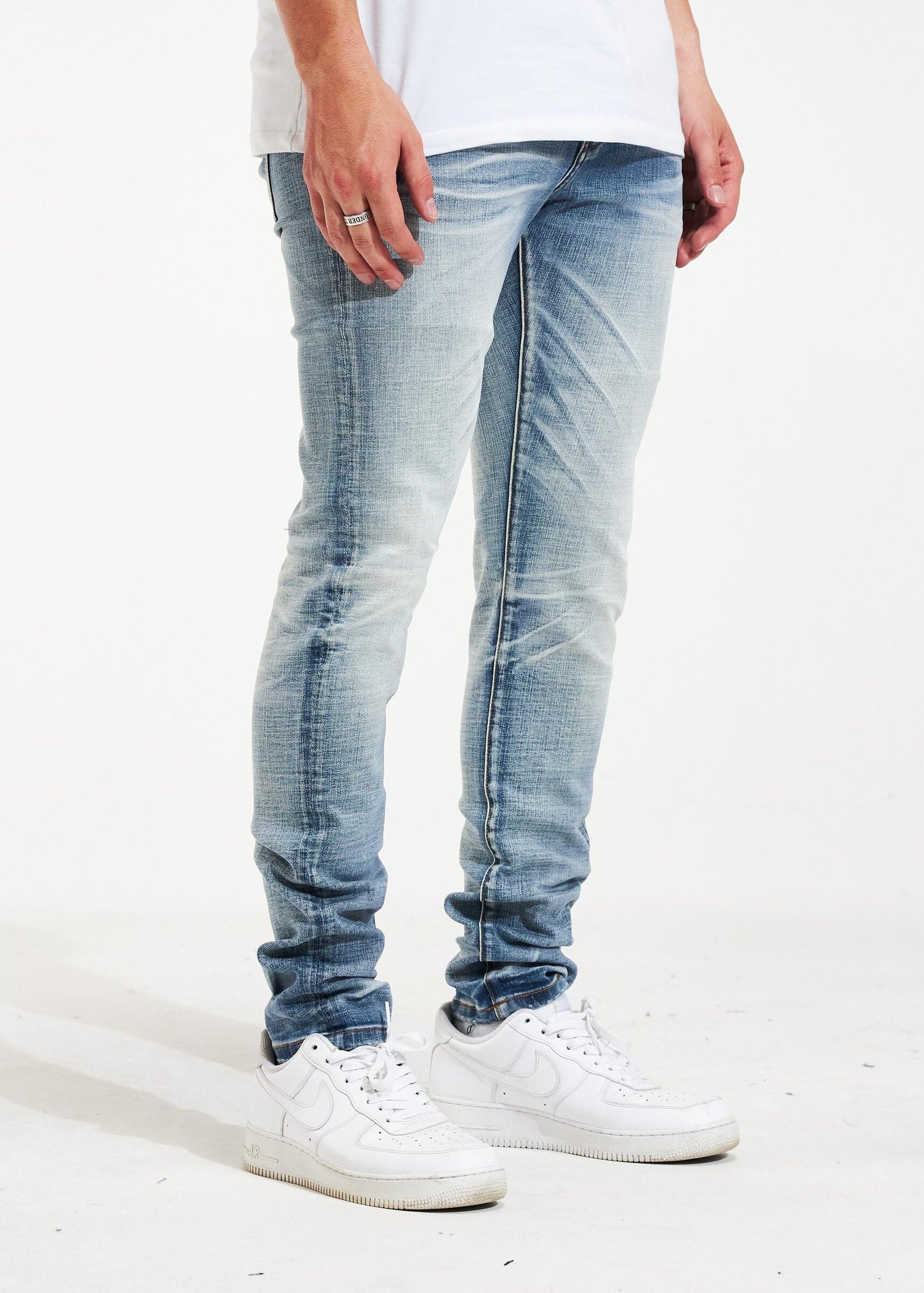 Crysp Denim The “Go To” Denim-LT Blue